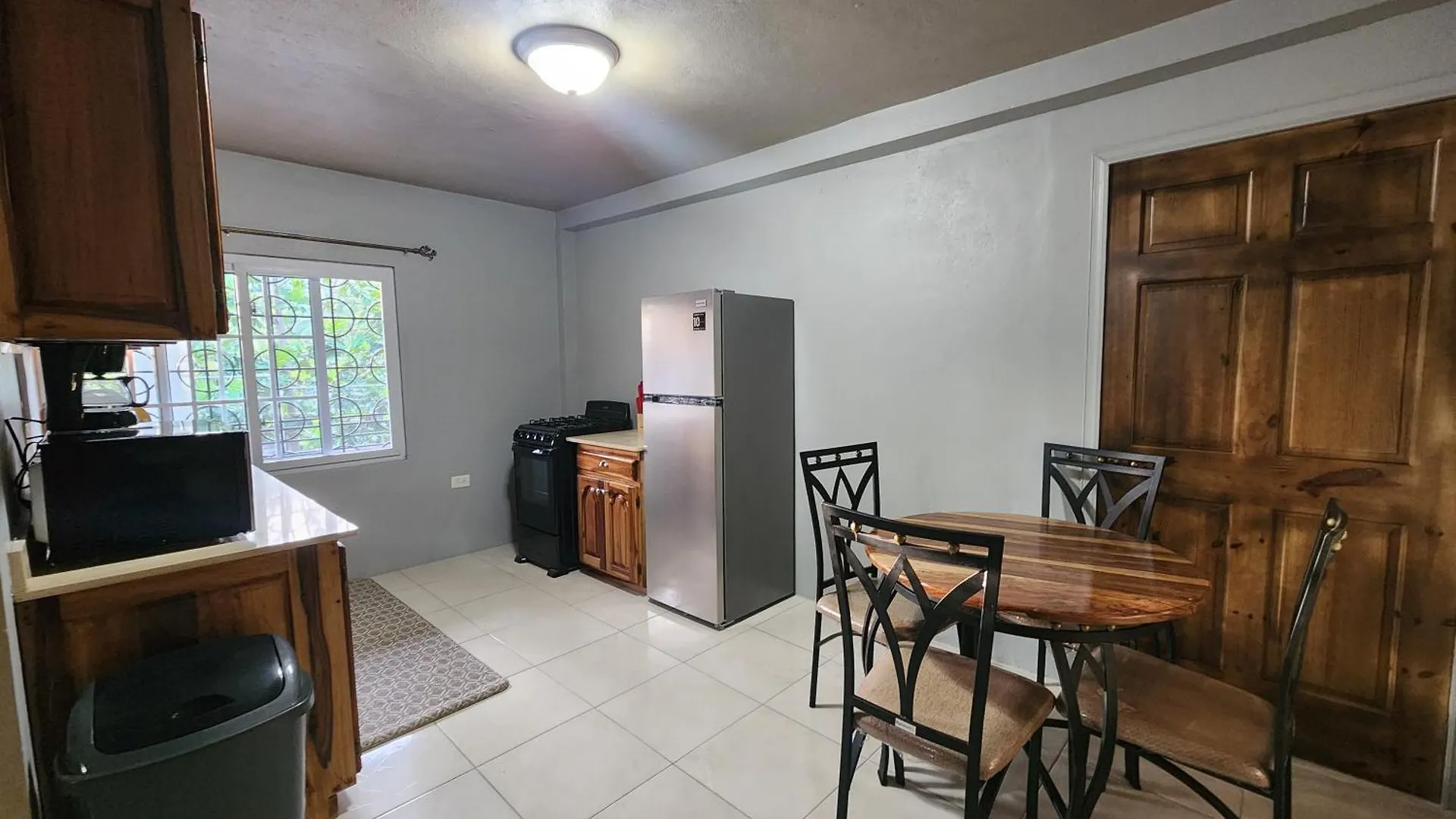 Kelsey'S Kastle Portland Jamaica Apartment Black Hill